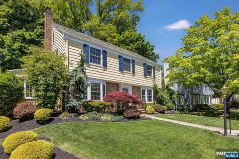 90 Stonehouse Road Glen Ridge NJ 07028