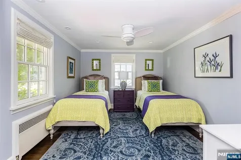 90 Stonehouse Road Glen Ridge NJ 07028