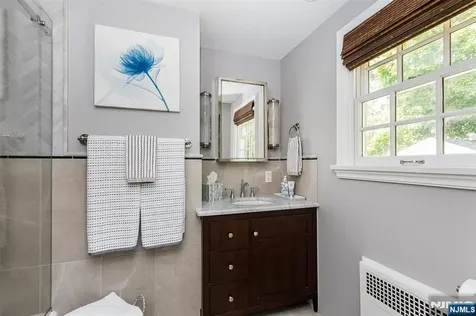90 Stonehouse Road Glen Ridge NJ 07028