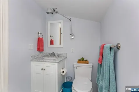 90 Stonehouse Road Glen Ridge NJ 07028