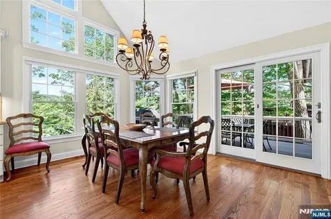 73 South Road Bloomingdale NJ 07403
