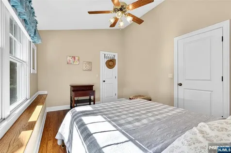 73 South Road Bloomingdale NJ 07403