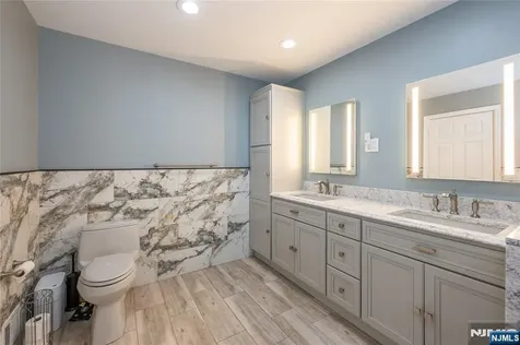 35 Turnberry Road Little Falls NJ 07424