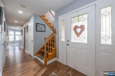 35 Turnberry Road Little Falls NJ 07424