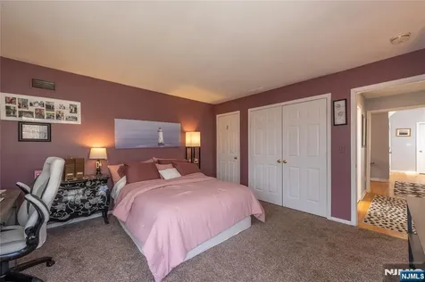 35 Turnberry Road Little Falls NJ 07424