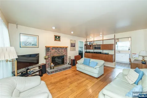 1 Birdseye Circle Wayne NJ 07470