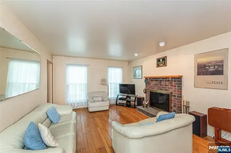 1 Birdseye Circle Wayne NJ 07470
