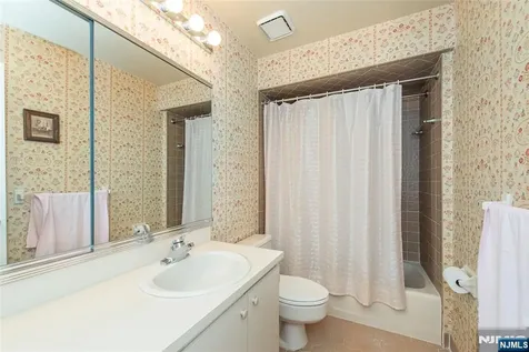 1 Birdseye Circle Wayne NJ 07470
