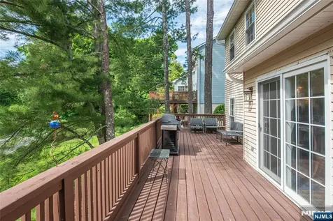 1 Birdseye Circle Wayne NJ 07470