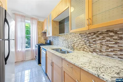 275 Engle Street Englewood NJ 07631