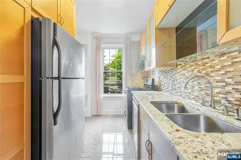 275 Engle Street Englewood NJ 07631