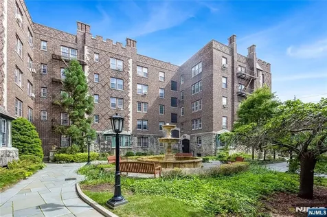 275 Engle Street Englewood NJ 07631