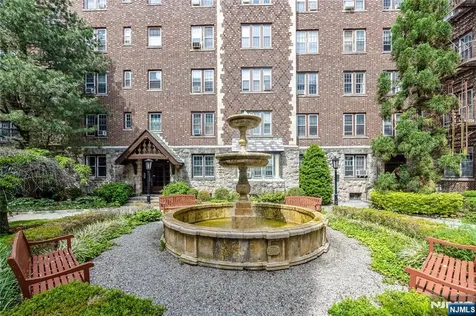275 Engle Street Englewood NJ 07631