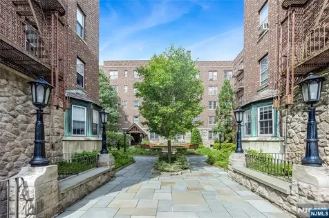 275 Engle Street Englewood NJ 07631