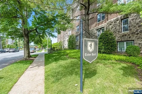 275 Engle Street Englewood NJ 07631