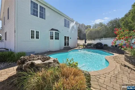 6 Lamring Drive Fair Lawn NJ 07410