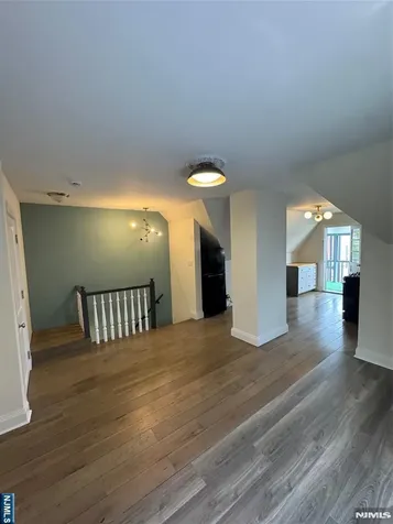 21 Valley Place Edgewater NJ 07020