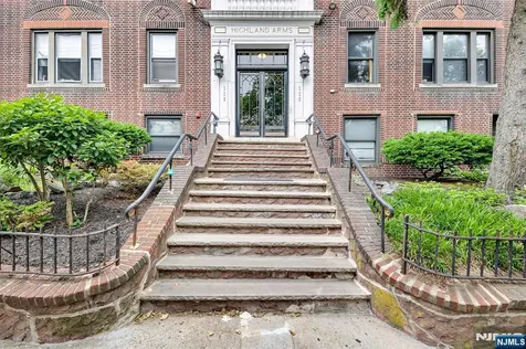 115 Highland Avenue Jersey City NJ 07306
