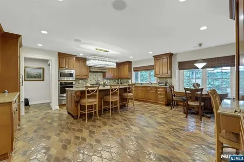 245 Allison Court Englewood NJ 07631