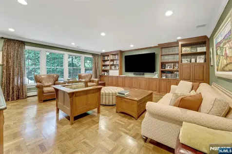 245 Allison Court Englewood NJ 07631