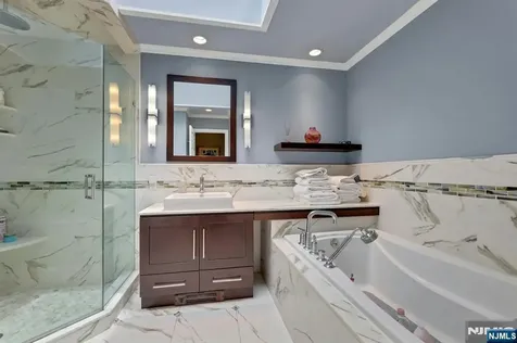 245 Allison Court Englewood NJ 07631