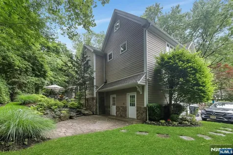 245 Allison Court Englewood NJ 07631