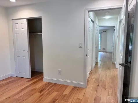 544 Ridge Lane Fort Lee NJ 07024