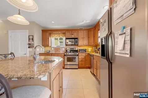 395 Wood Ridge Avenue Wood Ridge NJ 07075