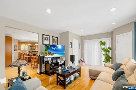 395 Wood Ridge Avenue Wood Ridge NJ 07075