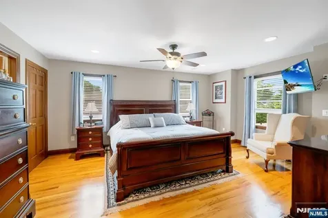 395 Wood Ridge Avenue Wood Ridge NJ 07075
