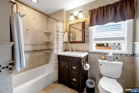 395 Wood Ridge Avenue Wood Ridge NJ 07075