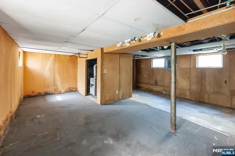 35 Lindley Avenue Tenafly NJ 07670