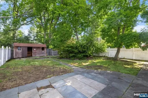 35 Lindley Avenue Tenafly NJ 07670