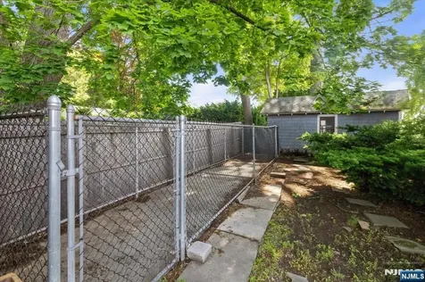 35 Lindley Avenue Tenafly NJ 07670