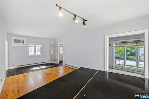 35 Lindley Avenue Tenafly NJ 07670