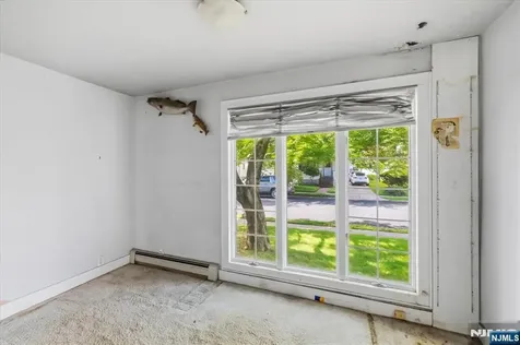 35 Lindley Avenue Tenafly NJ 07670