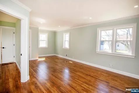 25 Windsor Drive Dumont NJ 07628