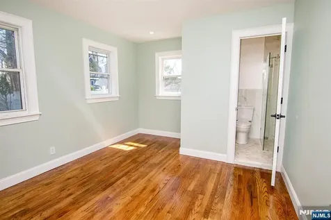 25 Windsor Drive Dumont NJ 07628
