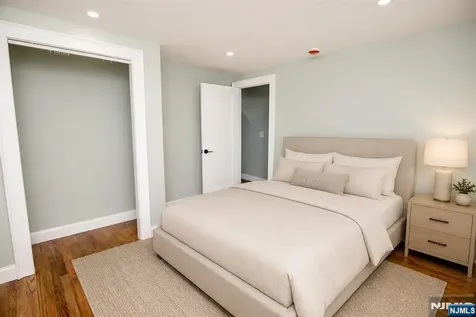 25 Windsor Drive Dumont NJ 07628
