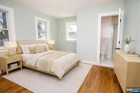 25 Windsor Drive Dumont NJ 07628