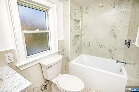 25 Windsor Drive Dumont NJ 07628