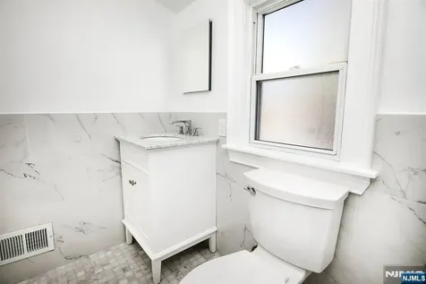 25 Windsor Drive Dumont NJ 07628