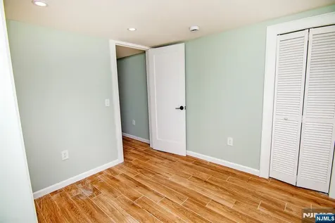 25 Windsor Drive Dumont NJ 07628