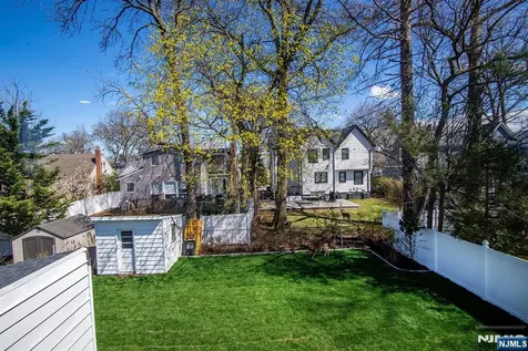 25 Windsor Drive Dumont NJ 07628