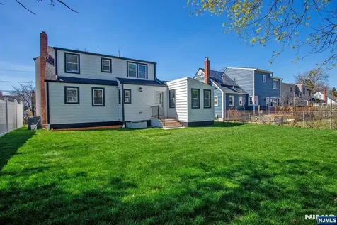 25 Windsor Drive Dumont NJ 07628