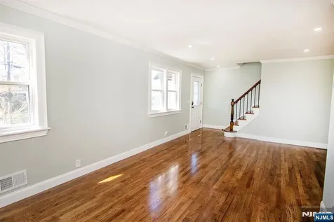 25 Windsor Drive Dumont NJ 07628
