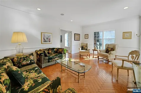 15 Skytop Drive Denville Township NJ 07834