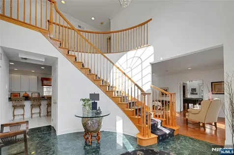 15 Skytop Drive Denville Township NJ 07834