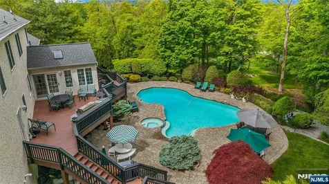 15 Skytop Drive Denville Township NJ 07834