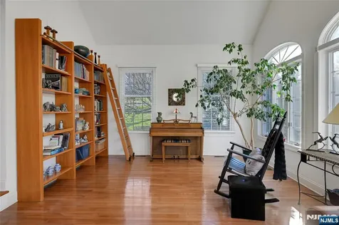 15 Skytop Drive Denville Township NJ 07834